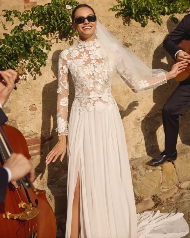 ✨NOUVELLE COLLECTION - 2026✨
Pour celles qui savent deja que dire « OUI » mérite une robe à la hauteur. 

Elles sont arrivées !
Nouvelles silhouettes, nouvelles dentelles, des détails qui font chavirer, les dos nus qui coupent le souffle, les volumes qui donnent envie de danser. 
Une collection pensée pour les mariées d’aujourd’hui : libres, amoureuses, audacieuses. 
Mais surtout prêtes à écrire l’histoire. 

📍Dès maintenant en boutique 
📆Prenez rendez-vous, votre robe vous attend peut-être déjà 
📞Plus d’informations : 07.66.47.15.67

#nouveau #bridetobe #2026 #mariage2026 #romantique #princesse #queen #paillettes #dresses #vaucluse #robedemariée #bridedress